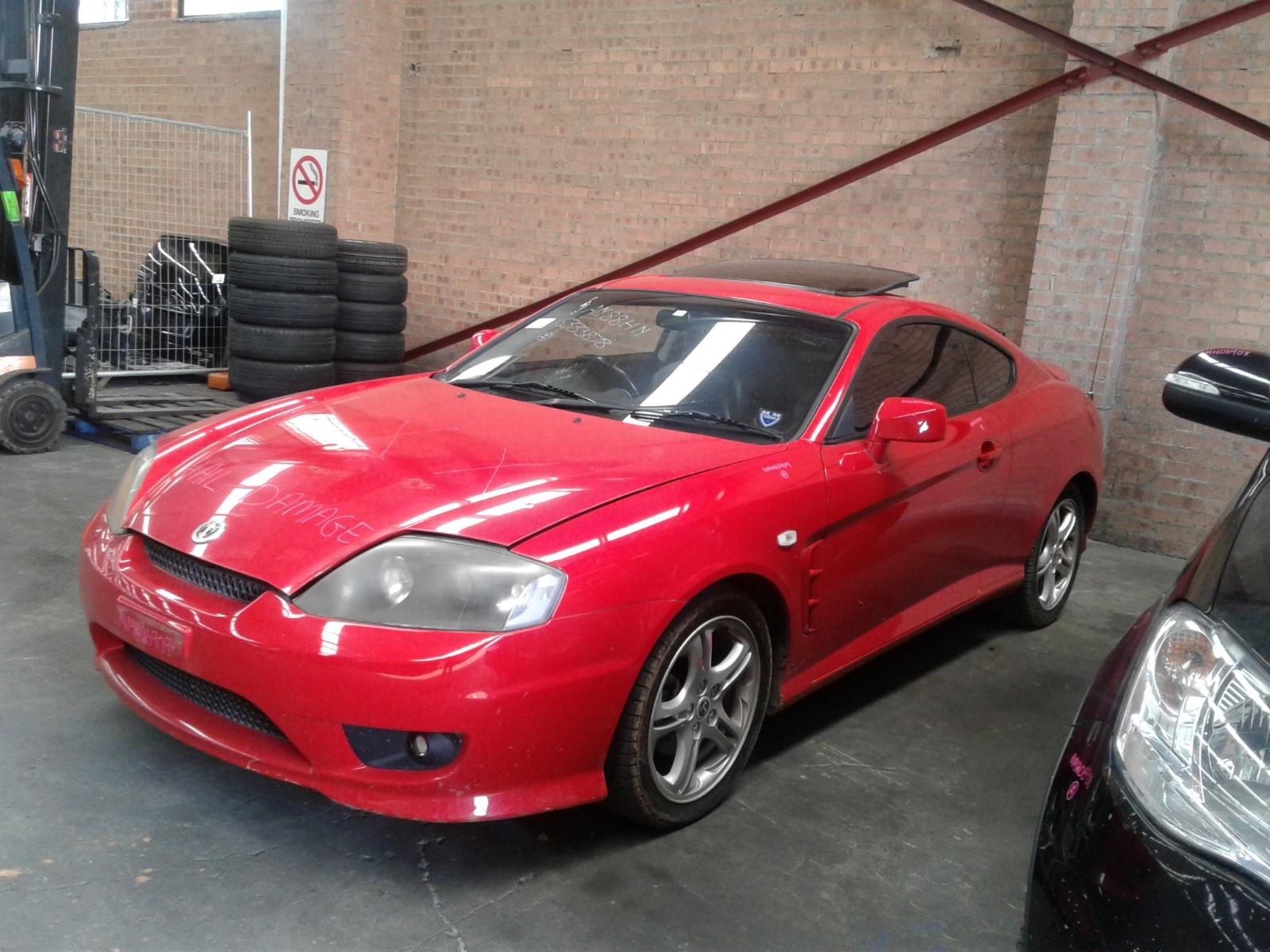 View Auto part A/C Condenser Hyundai Tiburon 2004