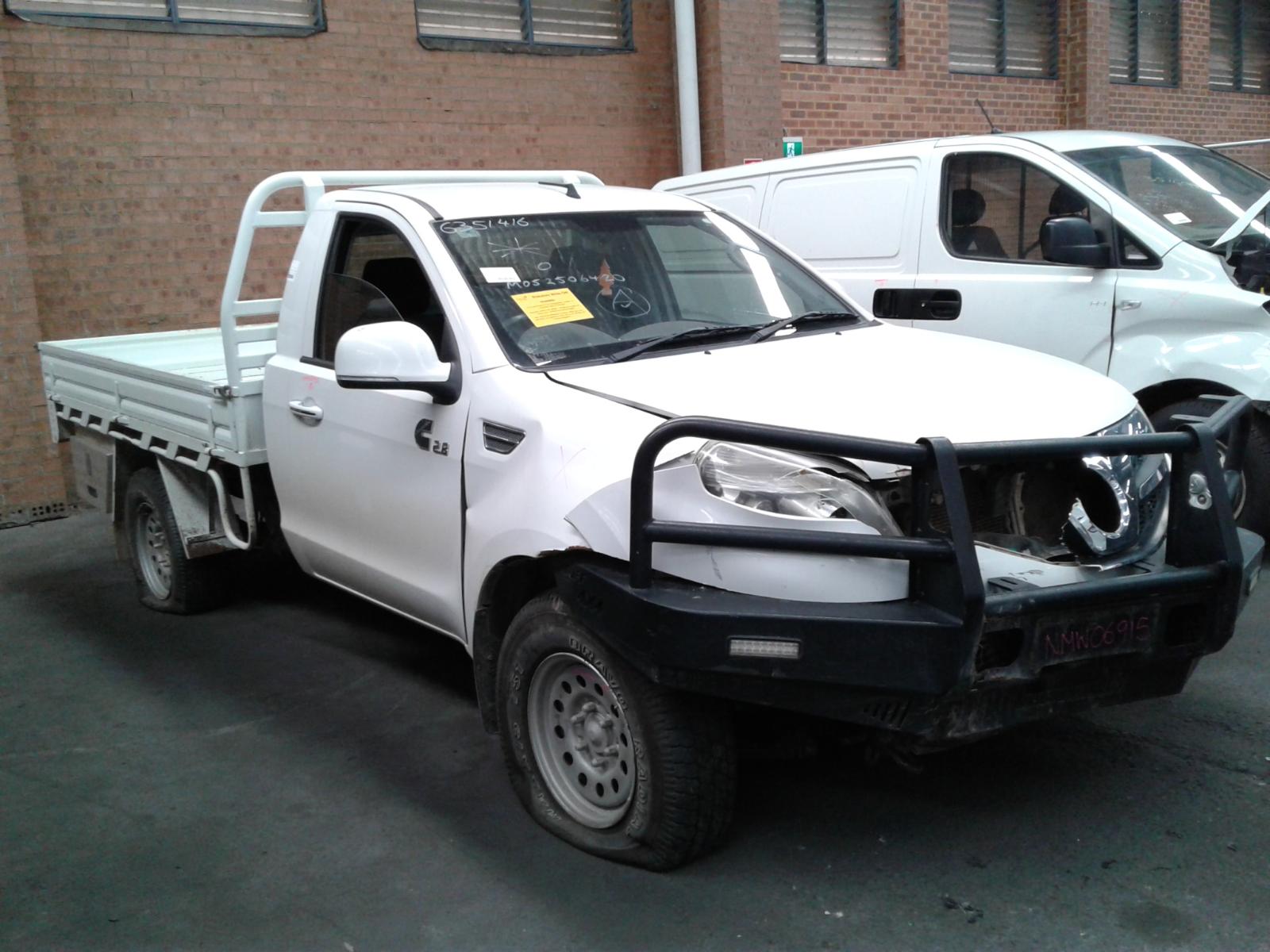 2013 Foton Tunland Left Taillight View Auto part Left Taillight Foton Tunland 2013