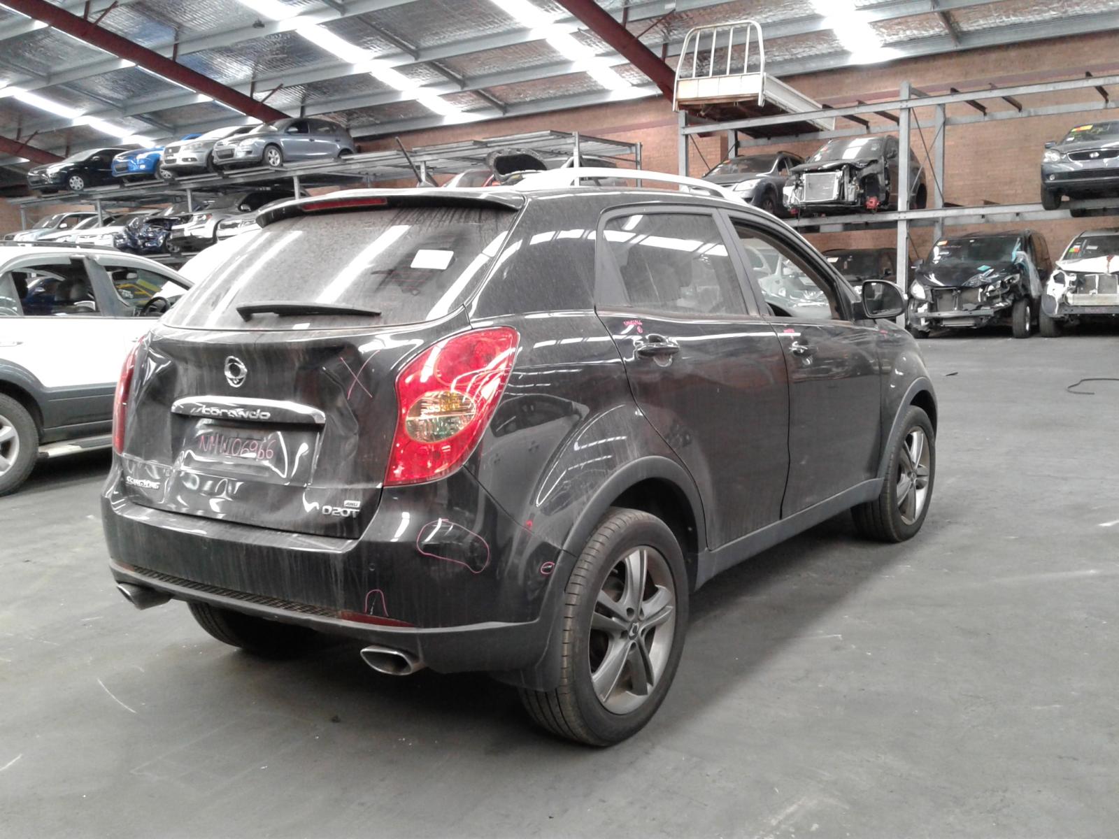 View Auto part Right Taillight Ssangyong Korando 2011