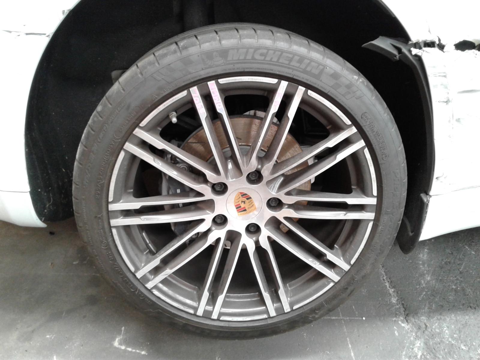 View Auto part Door Handle Porsche Panamera 2015