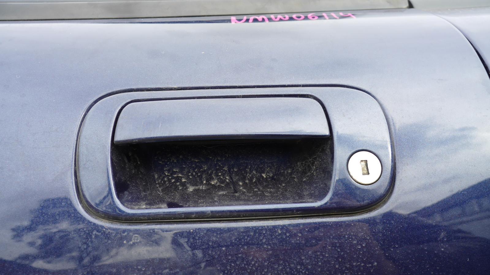View Auto part Door Handle Maserati 4200gt 2004