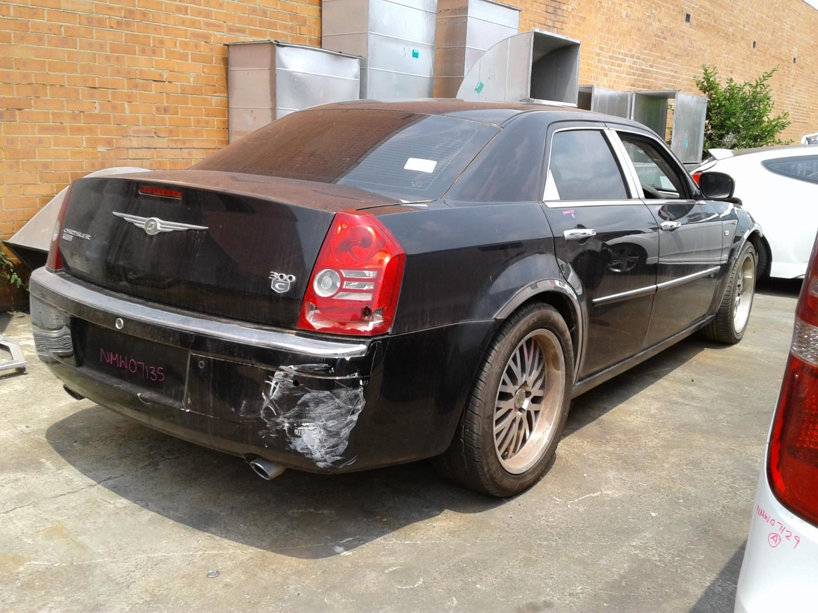 View Auto part Left Rear Door Window Chrysler 300c 2010