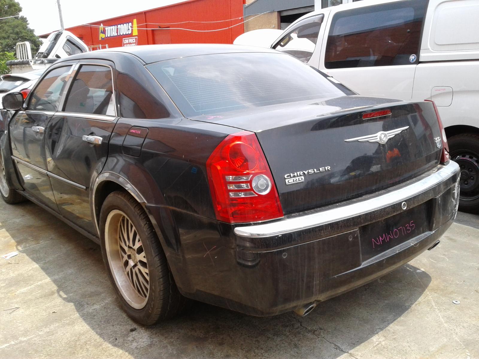 View Auto part Left Rear Door Window Chrysler 300c 2010
