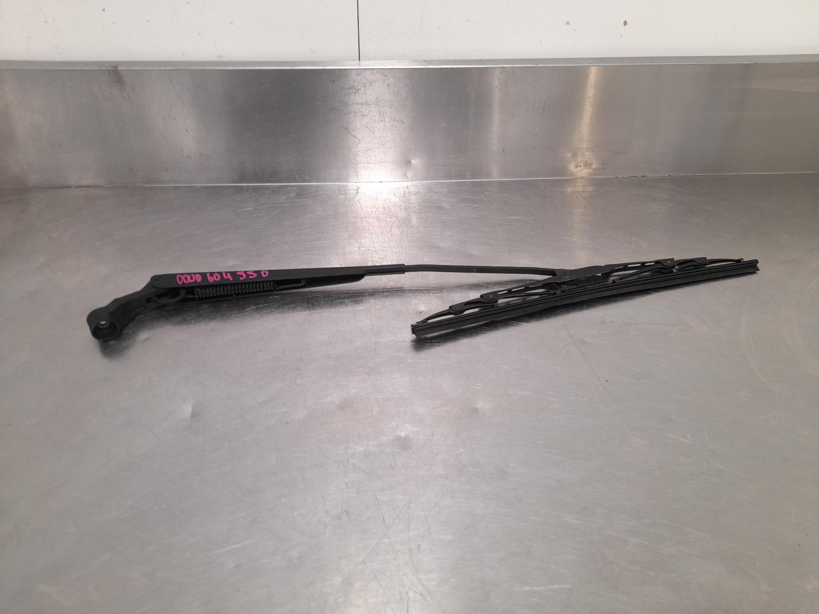 View Auto part Wiper Arm Daihatsu Copen 2003