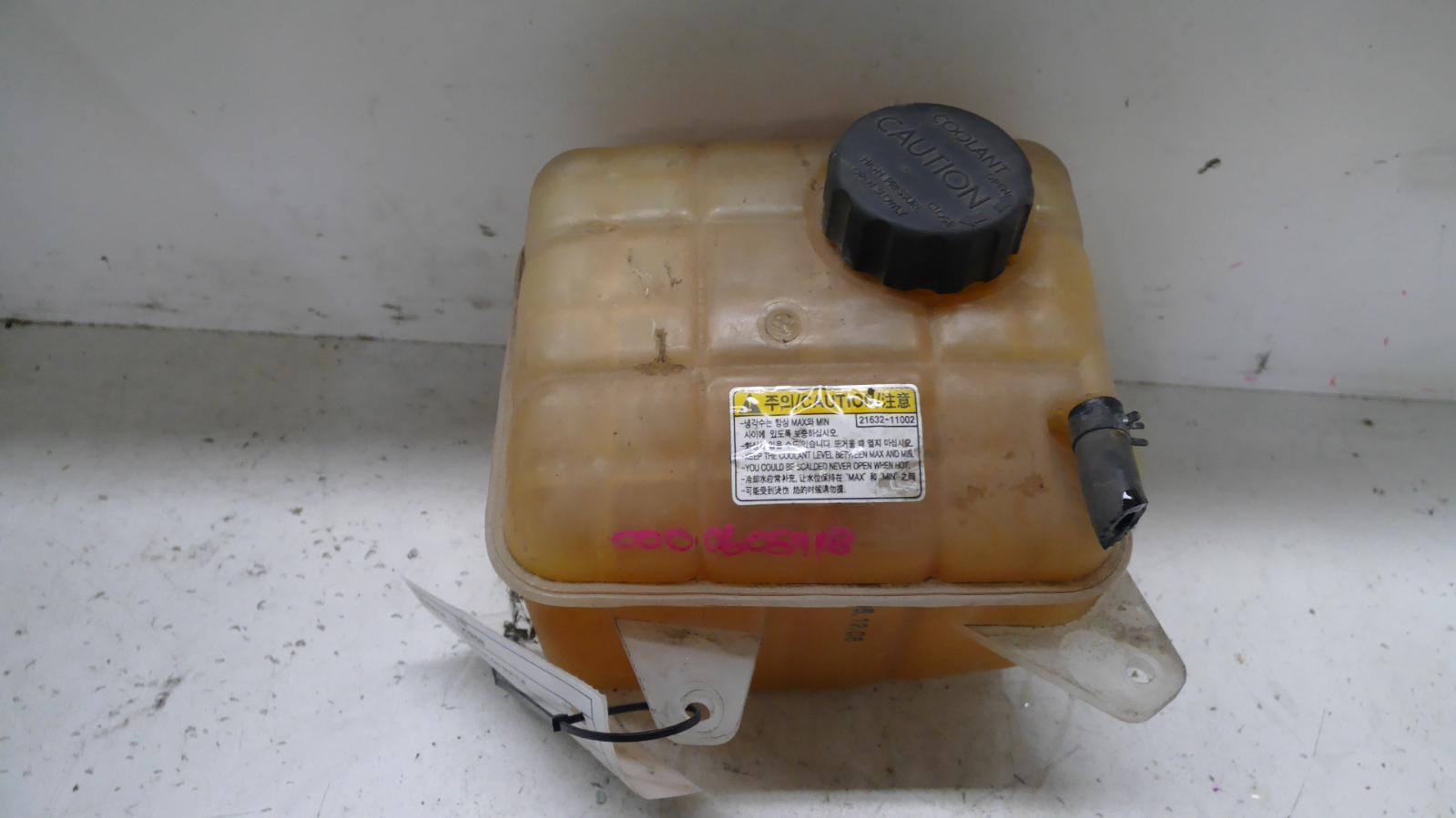View Auto part Overflow Bottle Ssangyong Kyron 2006