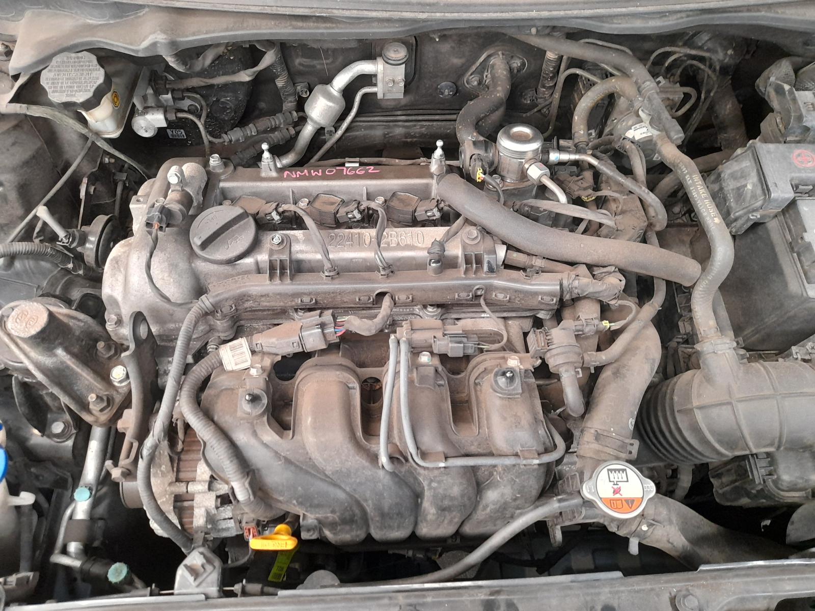 View Auto part Right Front Hub Assembly Hyundai Veloster 2012