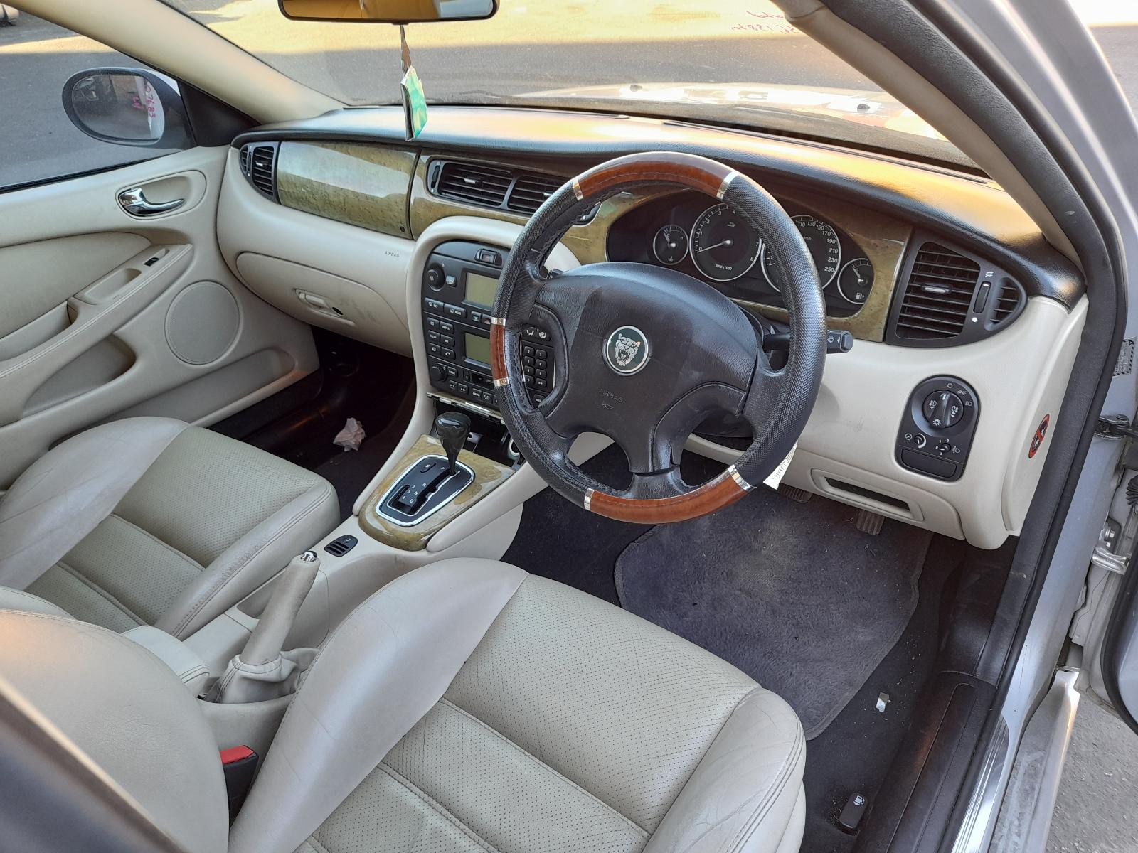 Transfer Case X Type Jaguar 2002