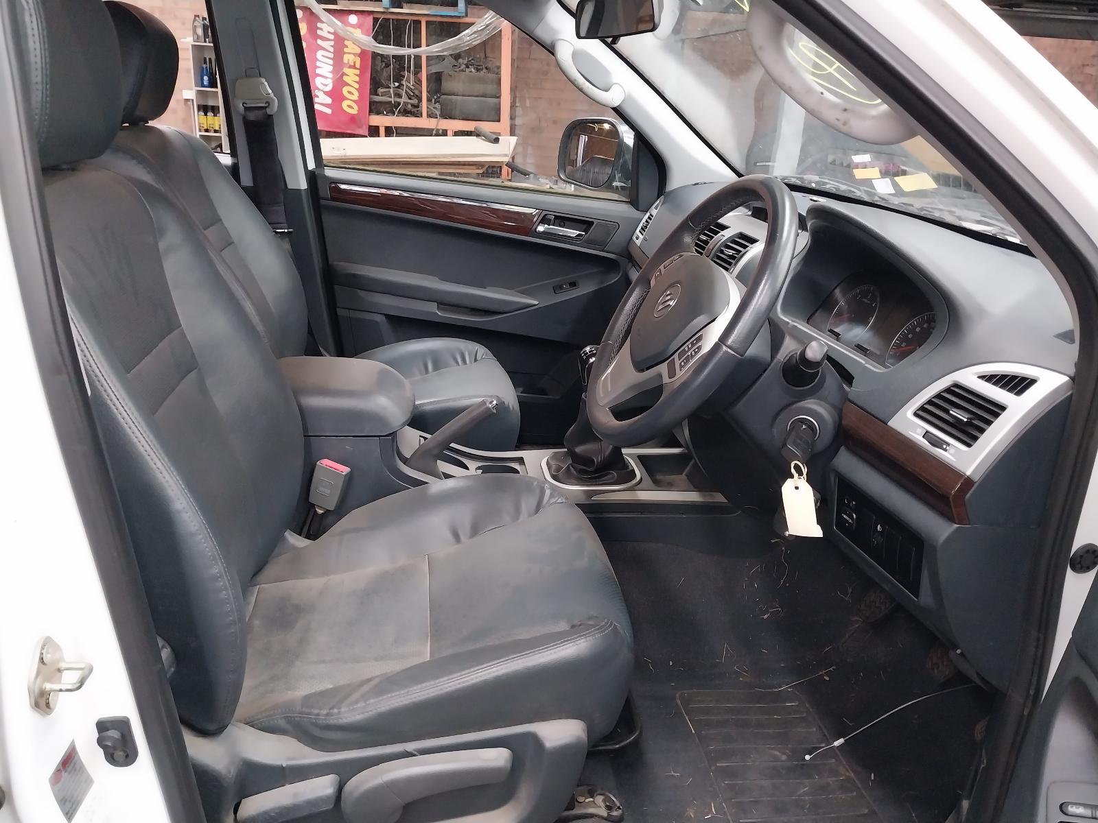 2014 Foton Tunland Door/Boot/Gate Lock View Auto part Door/Boot/Gate Lock Foton Tunland 2014