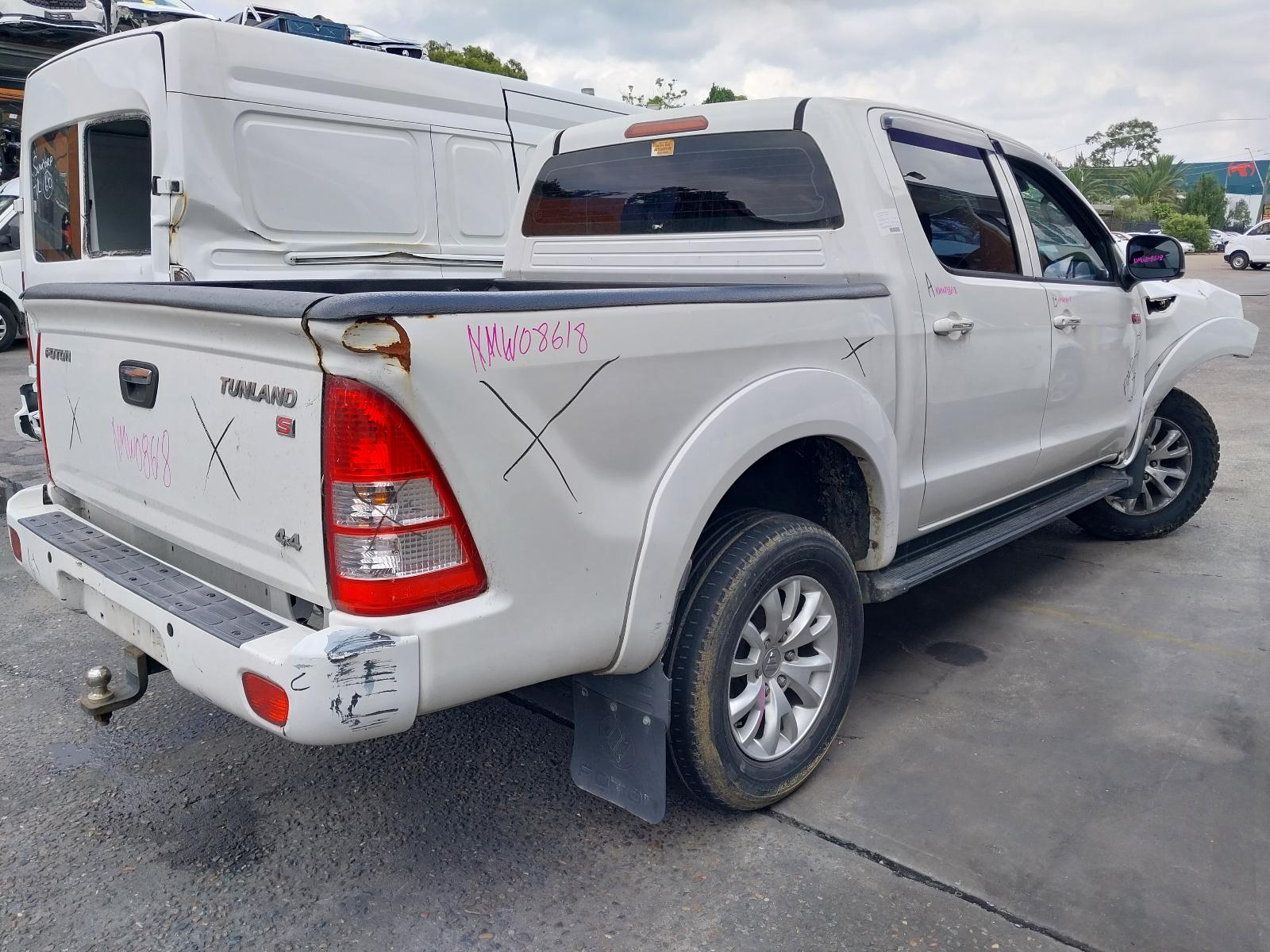 View Auto part Left Taillight Foton Tunland 2015