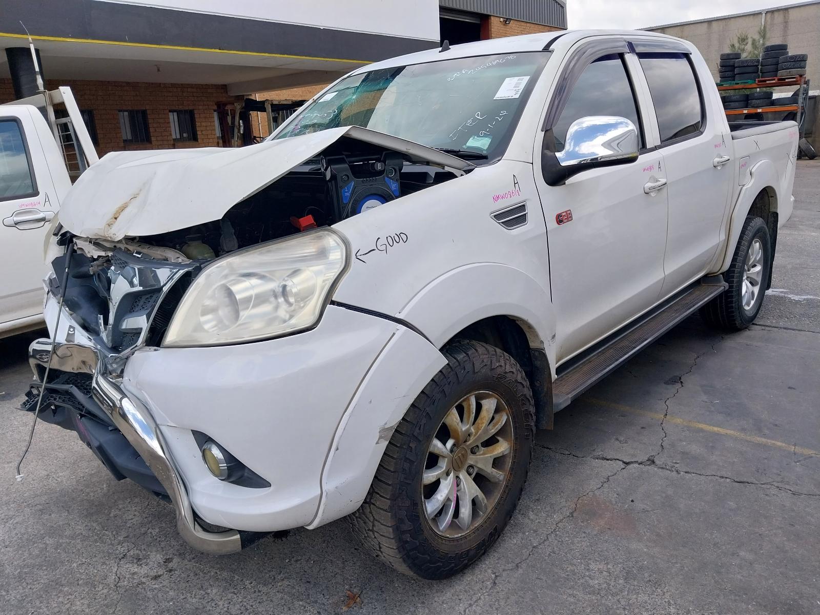 View Auto part Left Taillight Foton Tunland 2015