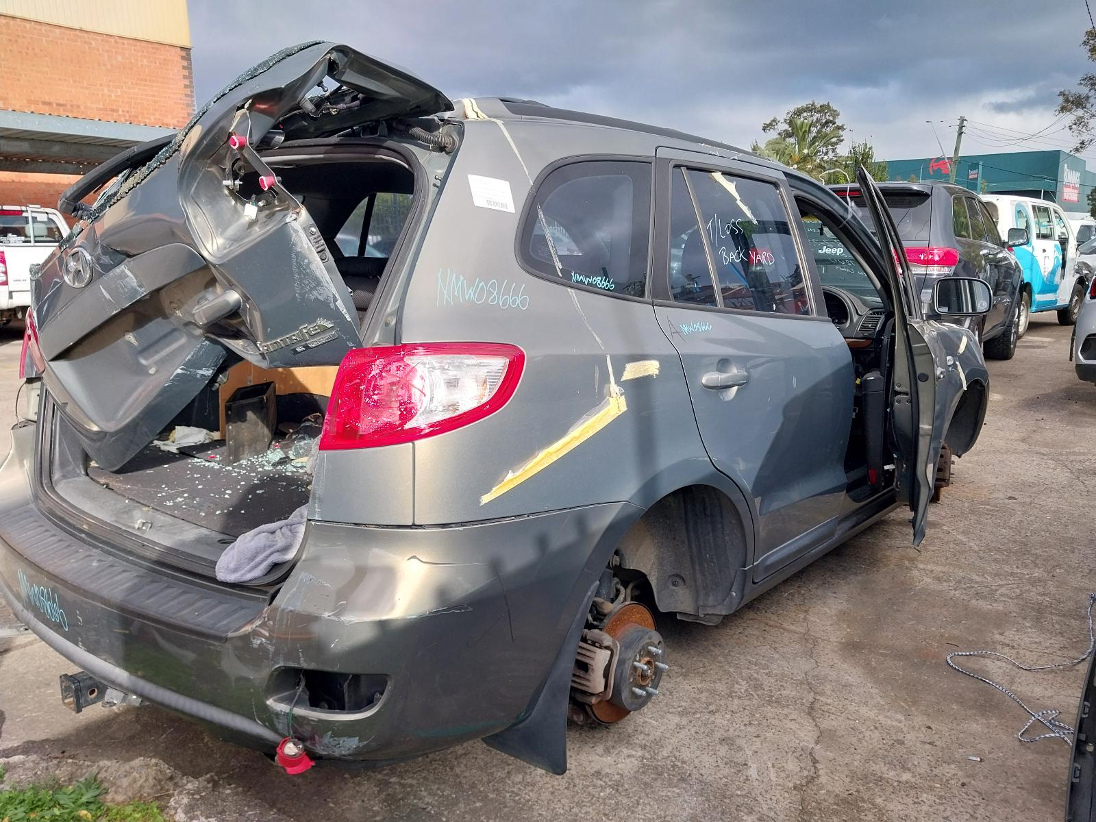 View Auto part Pwr Dr Wind Switch Hyundai Santa Fe 2008