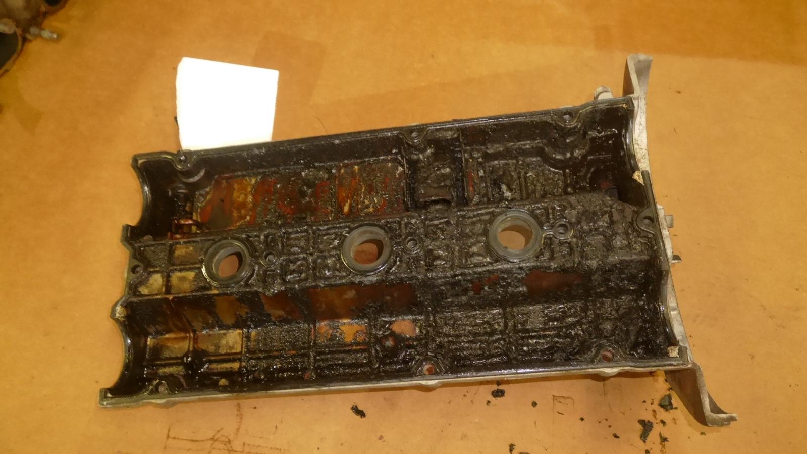 2004 Hyundai Terracan Rocker Assy/Cover View Auto part Rocker Assy/Cover Hyundai Terracan 2004