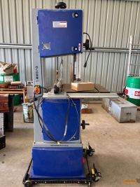 Outside Entry 1 - R McKinney