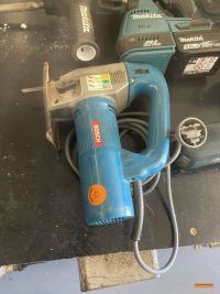 Outside Entry 1 - JELL Property Co. Pty Ltd