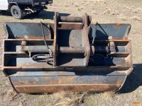 Outside Entry 7 - M Flear