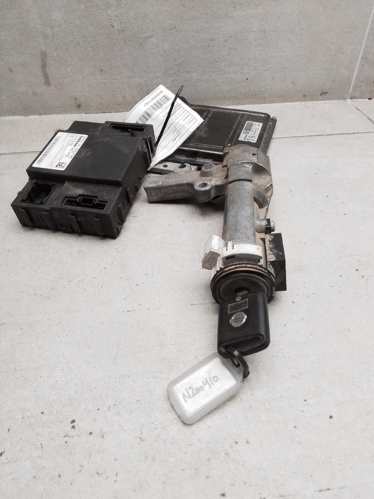 View Auto part Ecu Nissan Navara 2010