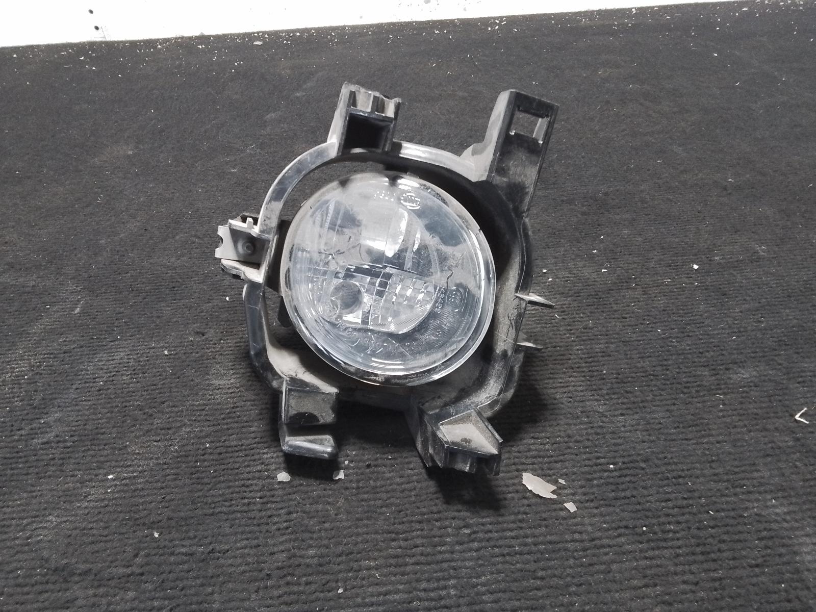 2018 Nissan Navara Right Indicator/Fog/Side View Auto part Right Indicator/Fog/Side Nissan Navara 2018