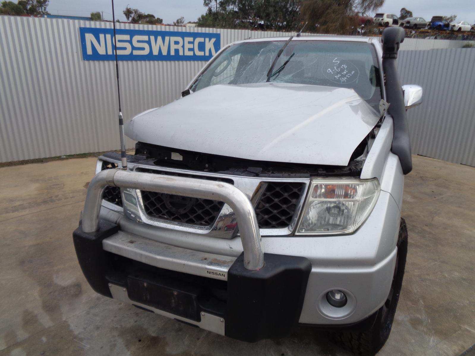 View Auto part Grille Nissan Navara 2007