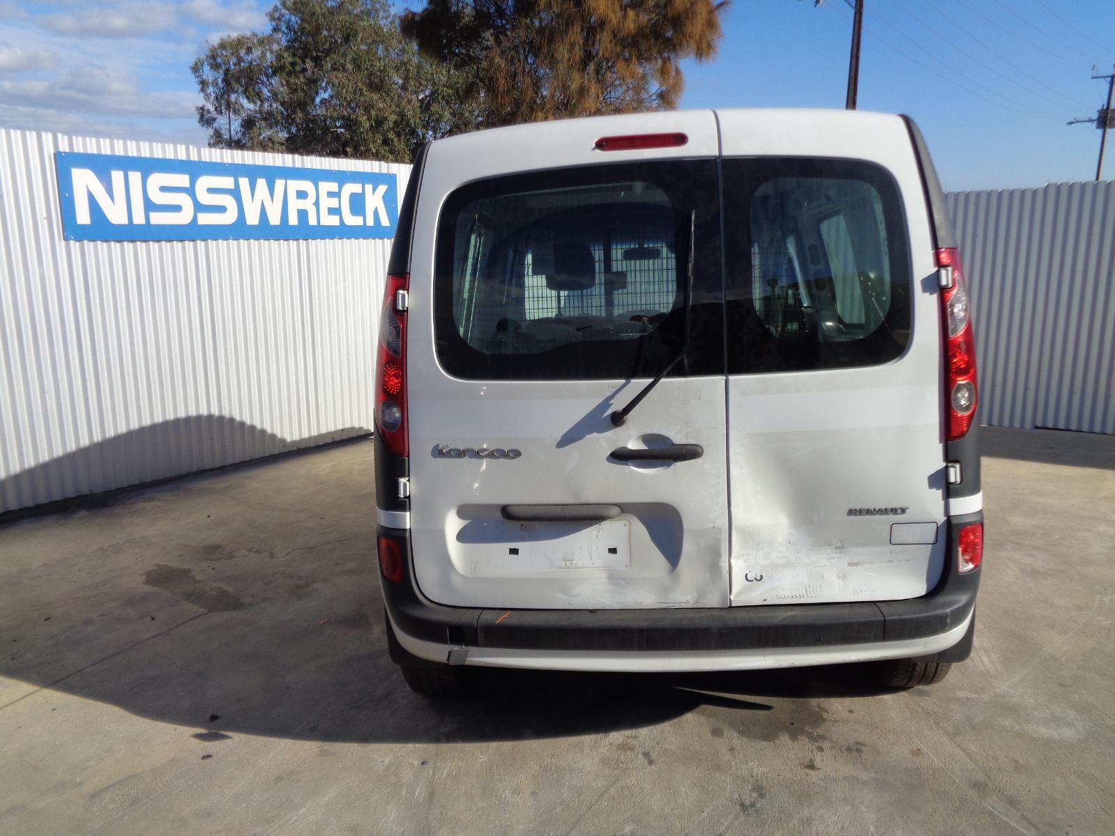 View Auto part Left Door Mirror Renault Kangoo 2010