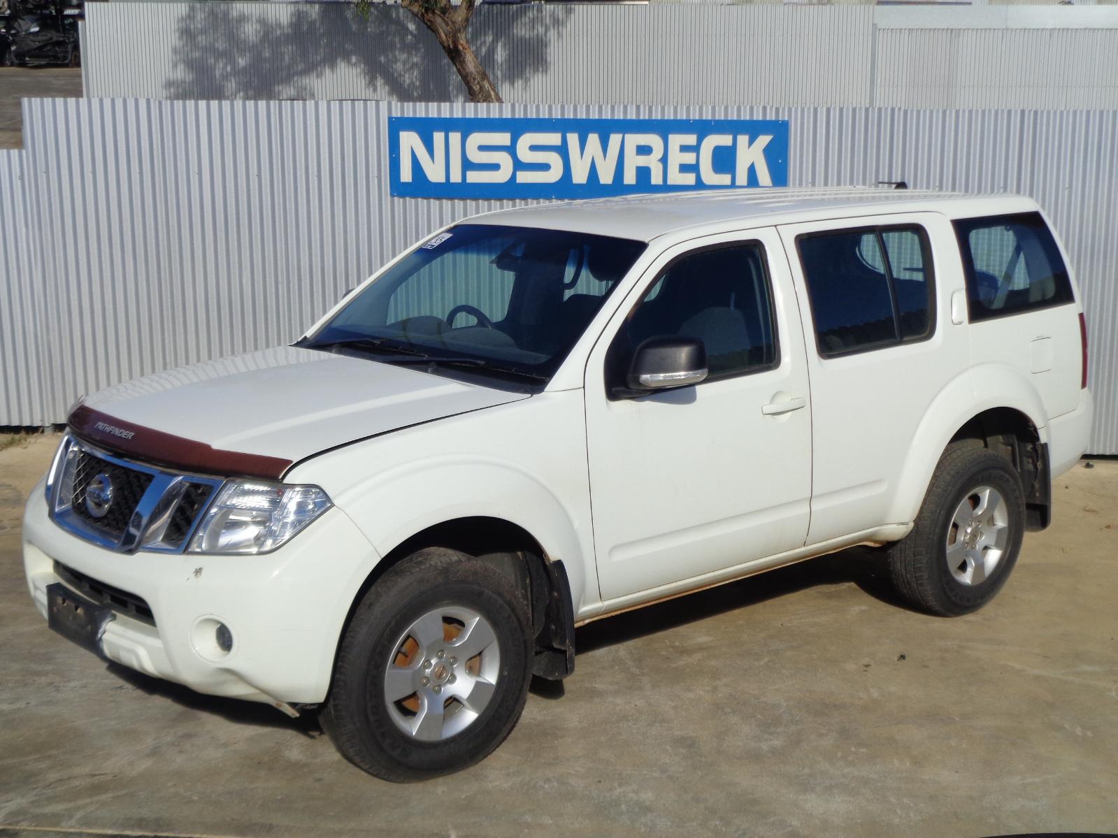 Rear/Tailgate Glass Pathfinder Nissan 2011