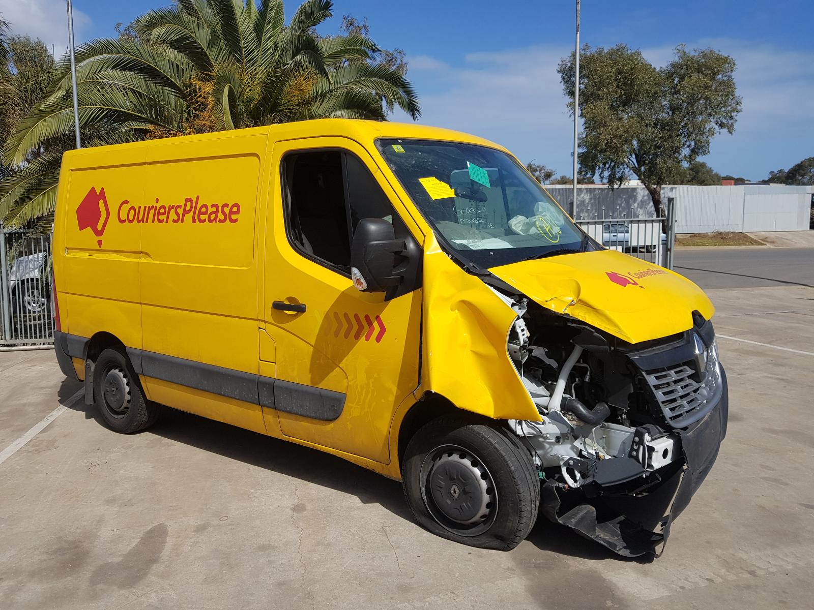View Auto part Sunvisor Renault Master 2017