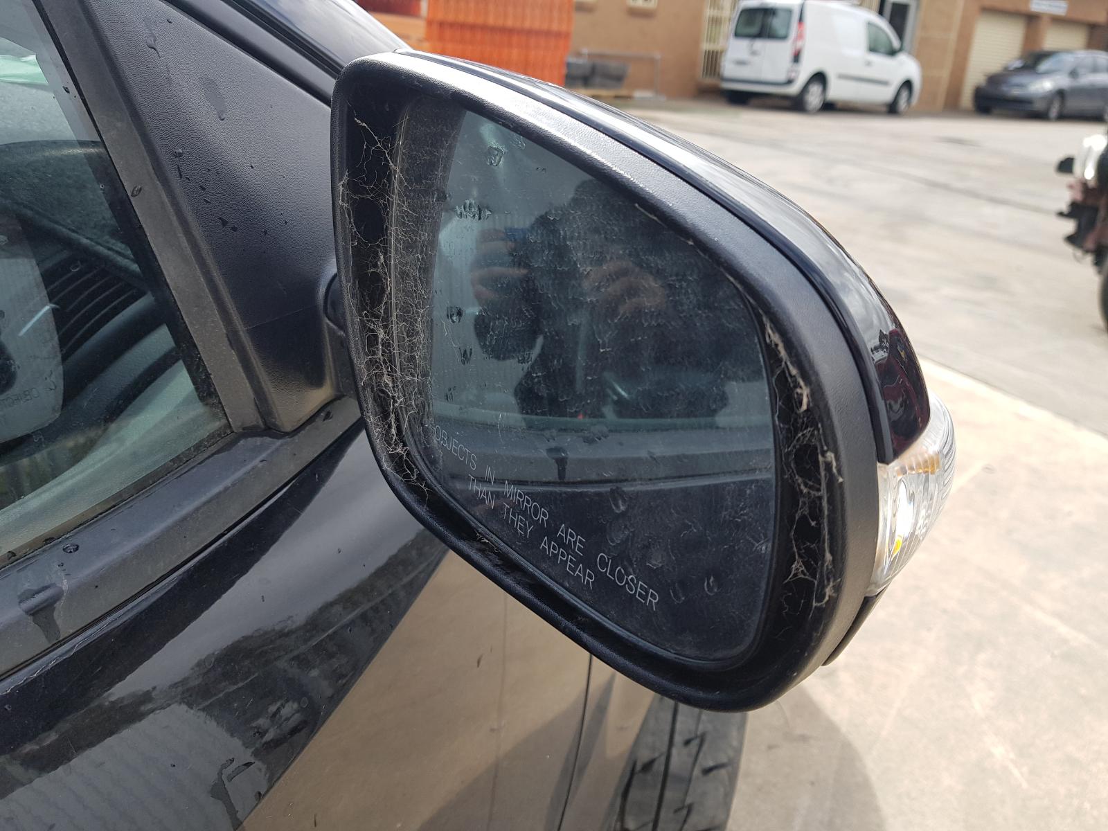 2010 Kia Cerato Right Indicator/Fog/Side View Auto part Right Indicator/Fog/Side Kia Cerato 2010