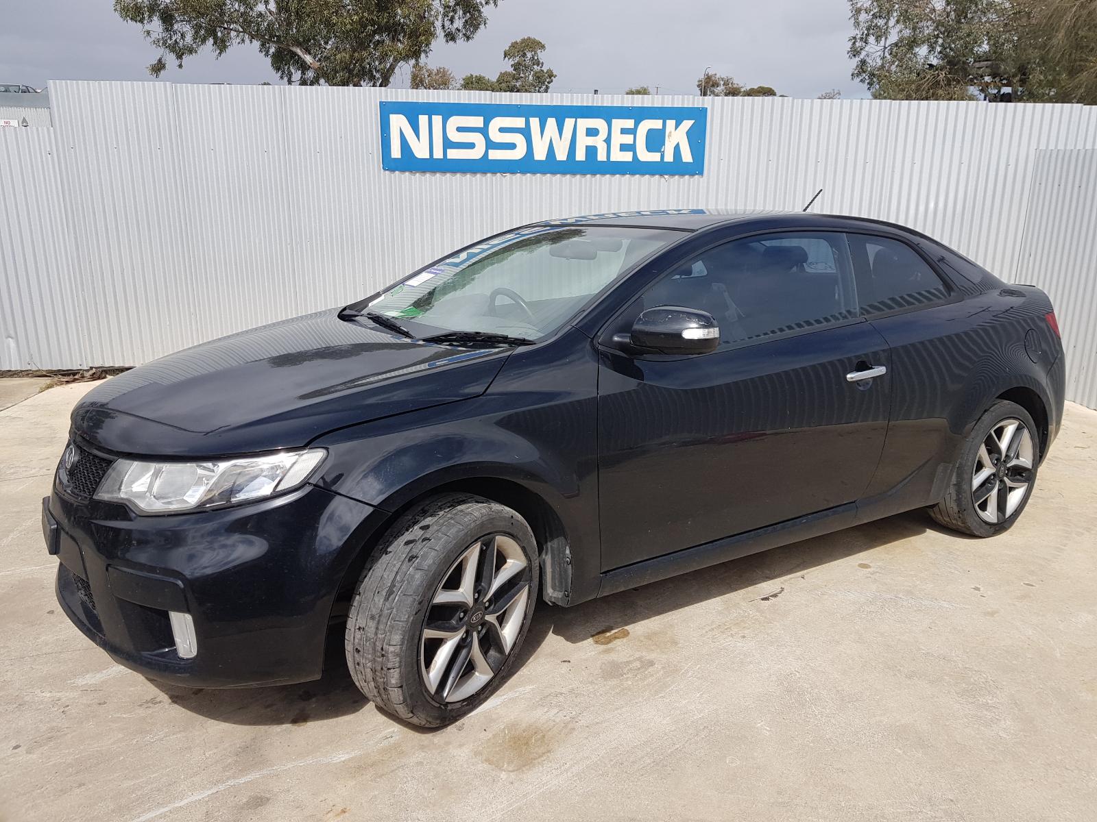 2010 Kia Cerato Right Indicator/Fog/Side View Auto part Right Indicator/Fog/Side Kia Cerato 2010