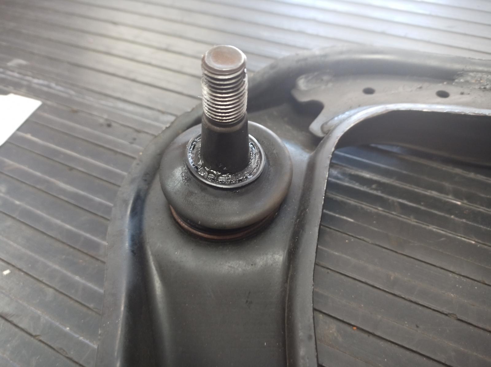 View Auto part Misc Nissan Navara 2011