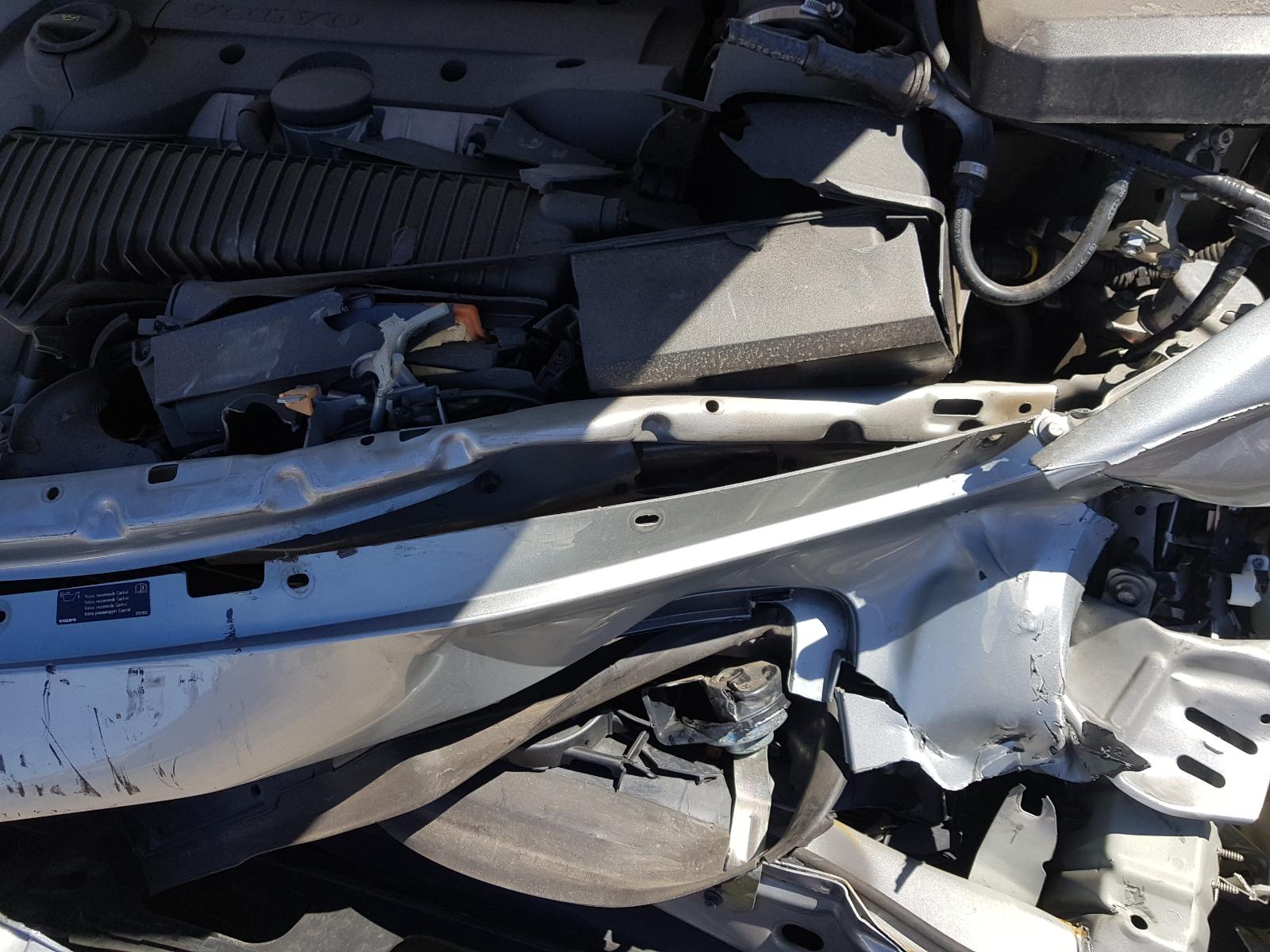 View Auto part Left Front Strut Volvo S40 2010