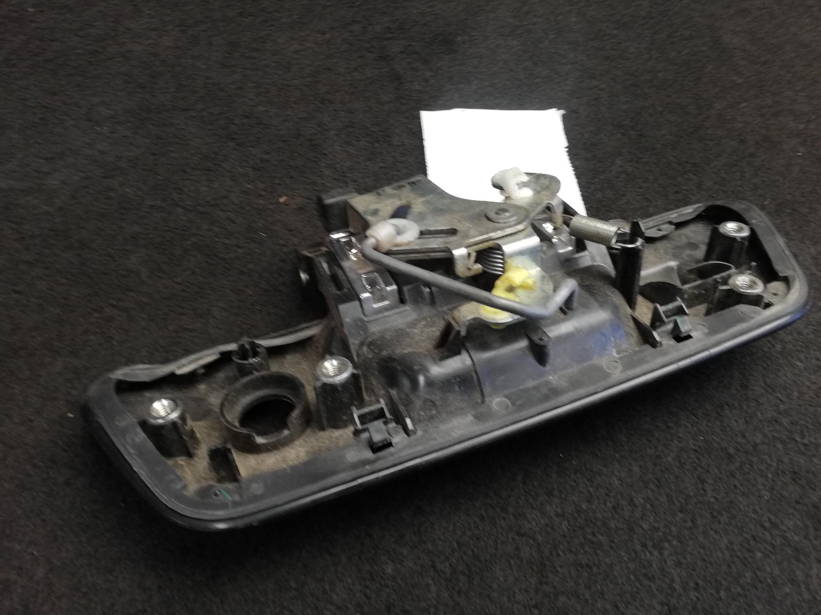 View Auto part Tailgate Handle Nissan Navara 2018