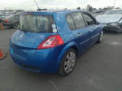 View Auto part A/C Condenser Renault Megane 2004