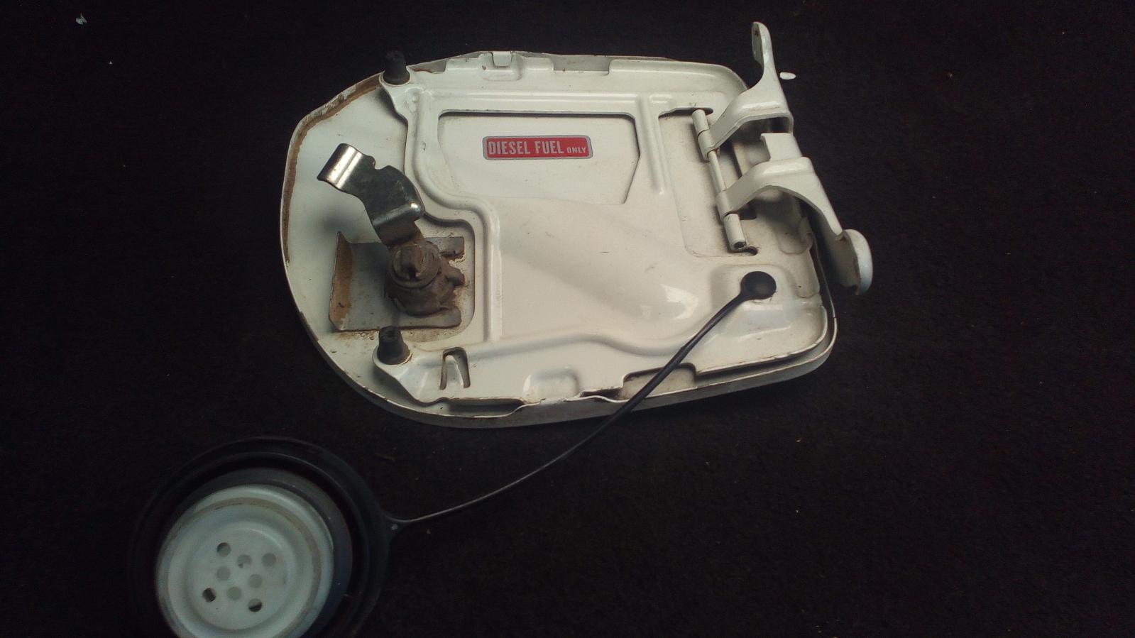 View Auto part Fuel Door / Filler Nissan Navara 2010