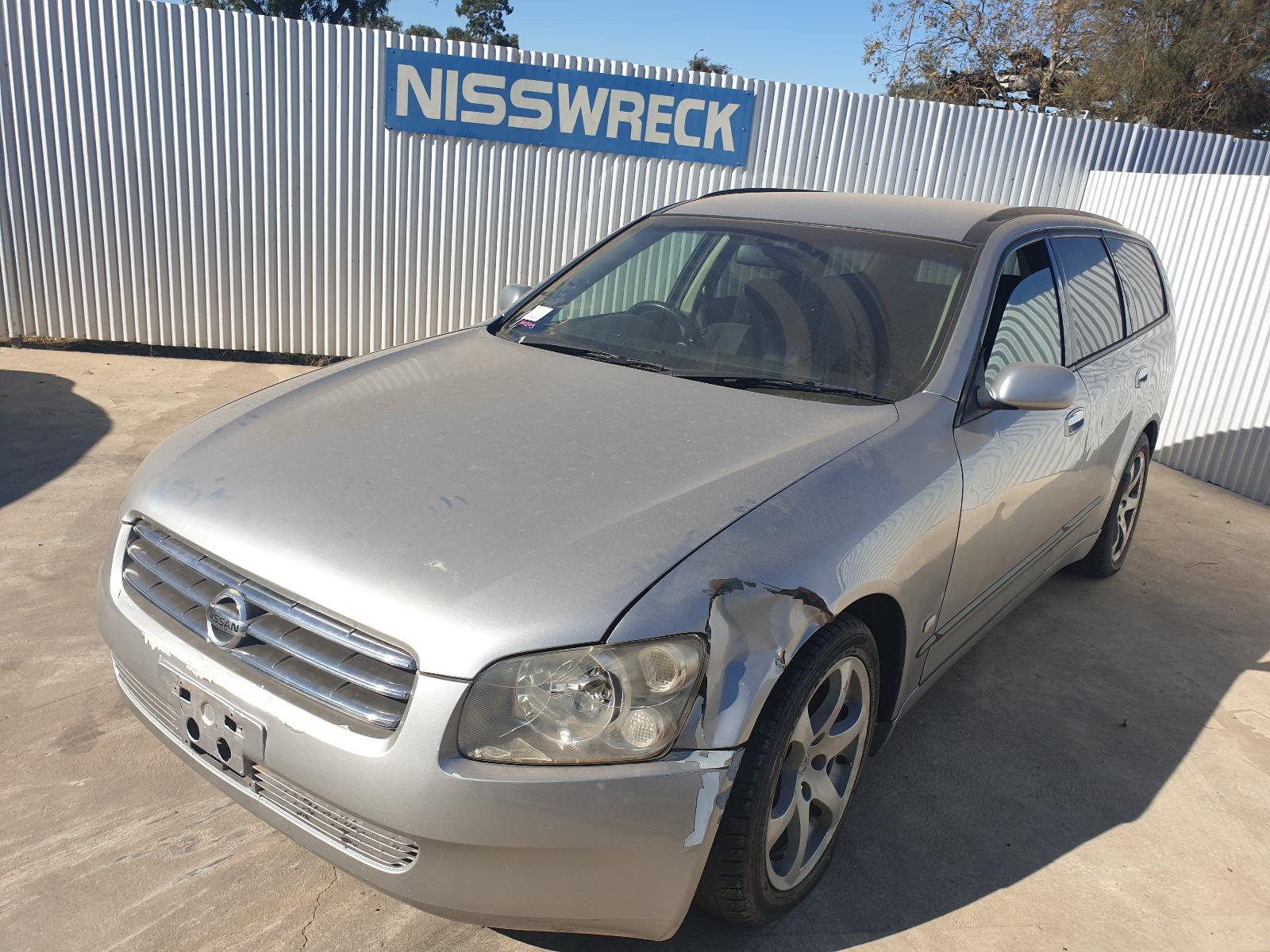 2001 Nissan Stagea Bootlid/Tailgate View Auto part Bootlid/Tailgate Nissan Stagea 2001