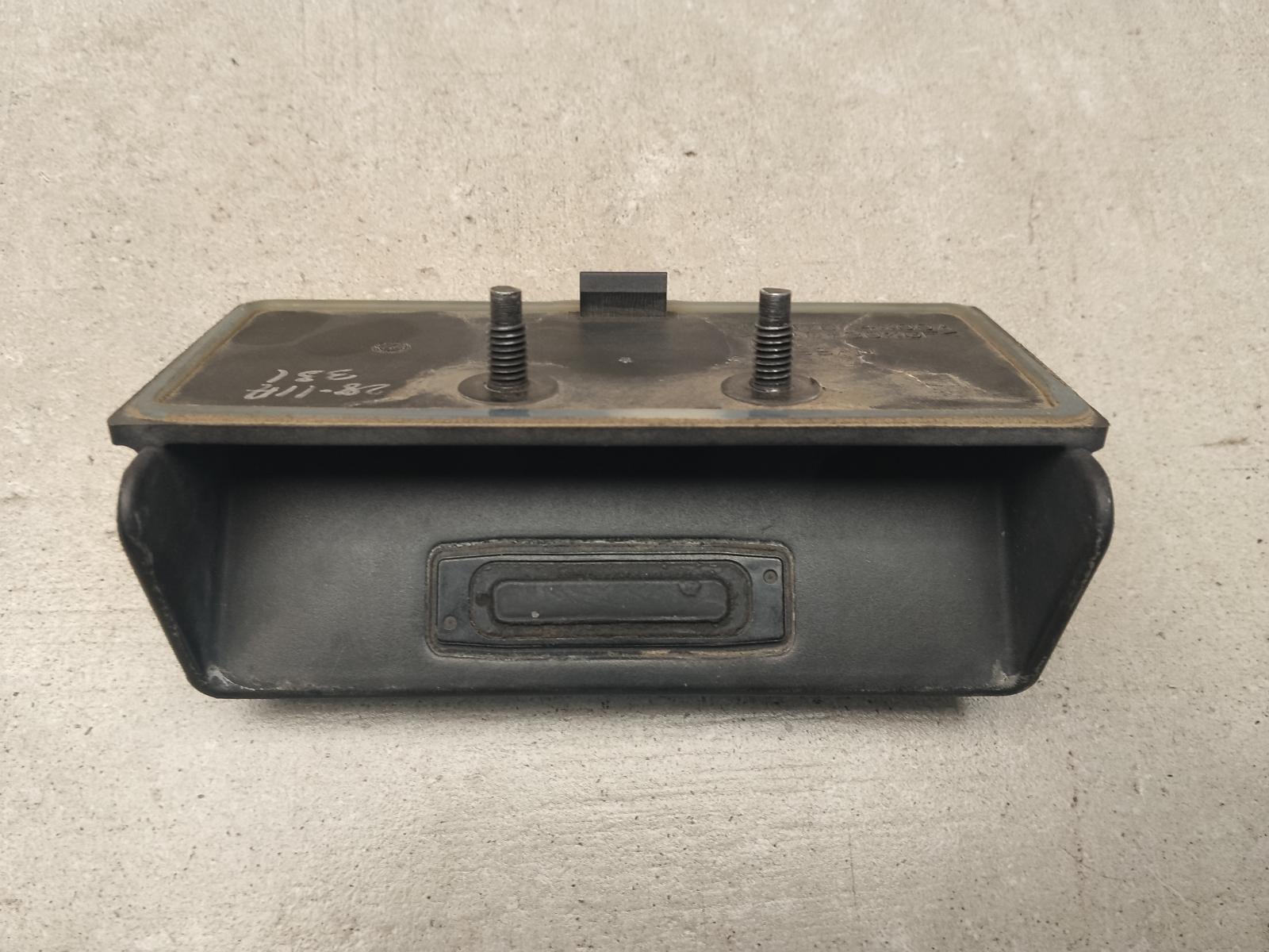 View Auto part Tailgate Handle Nissan Pathfinder 2009