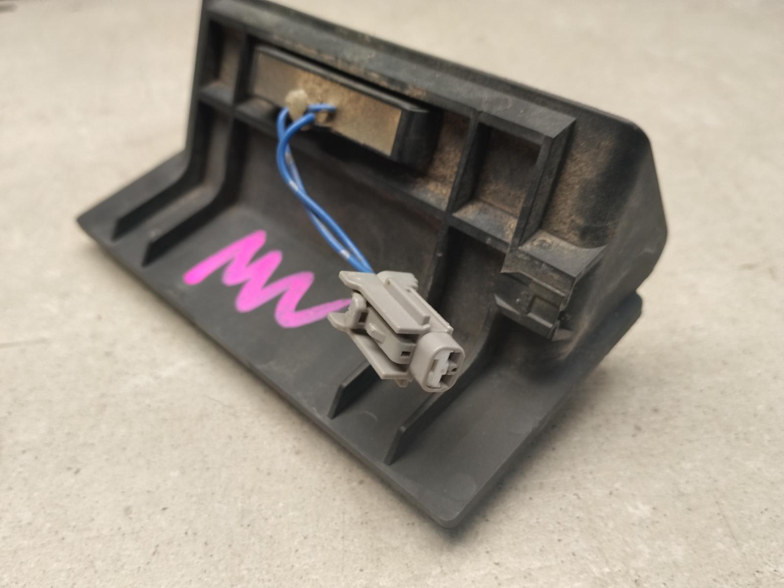 View Auto part Tailgate Handle Nissan Pathfinder 2009