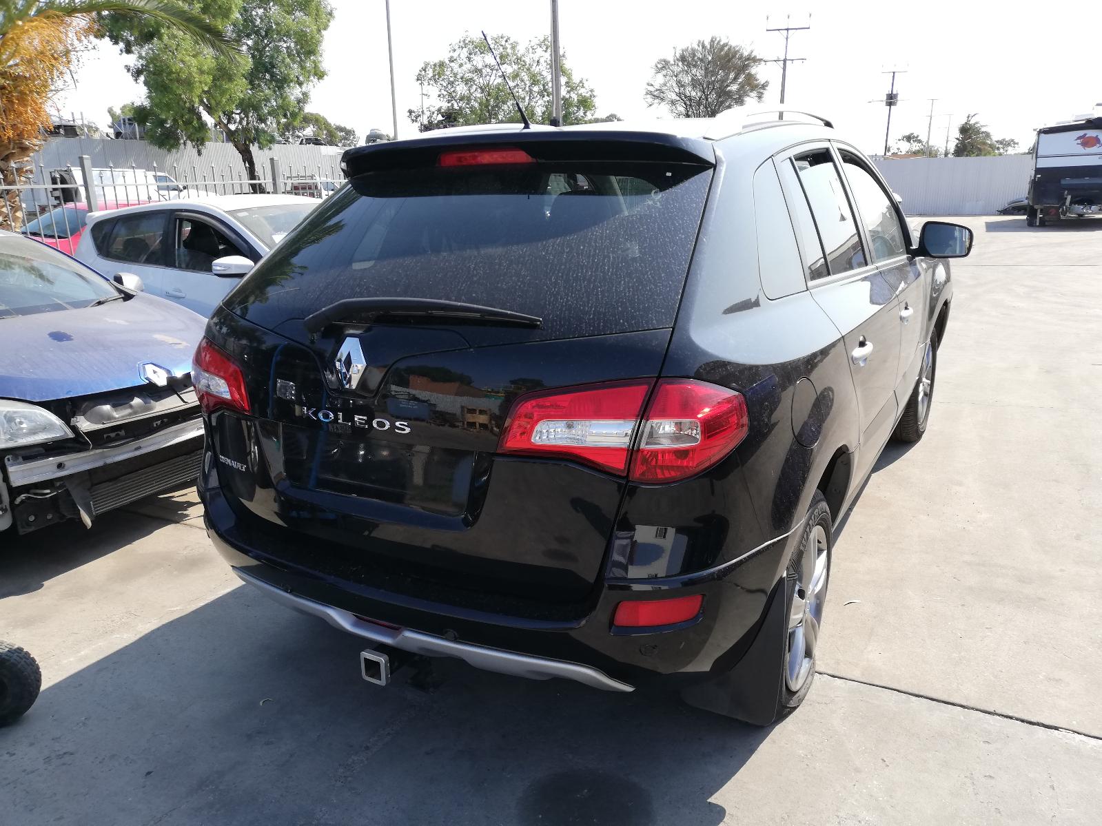 View Auto part Rear Bumper Renault Kaleos 2013