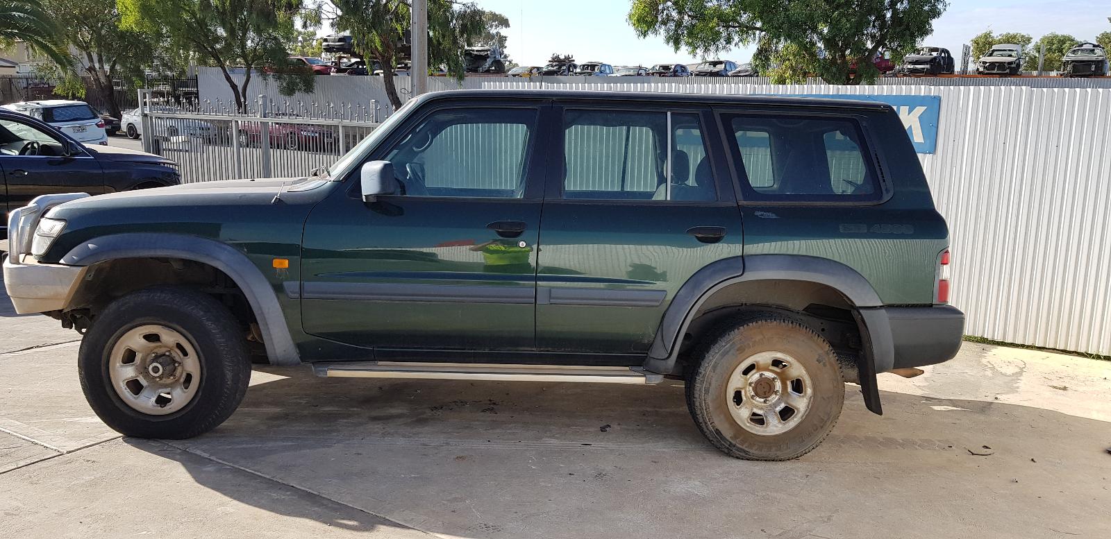 View Auto part Interior Mirror Nissan Patrol 1998
