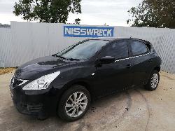 View Auto part Right Headlamp Nissan Pulsar 2013
