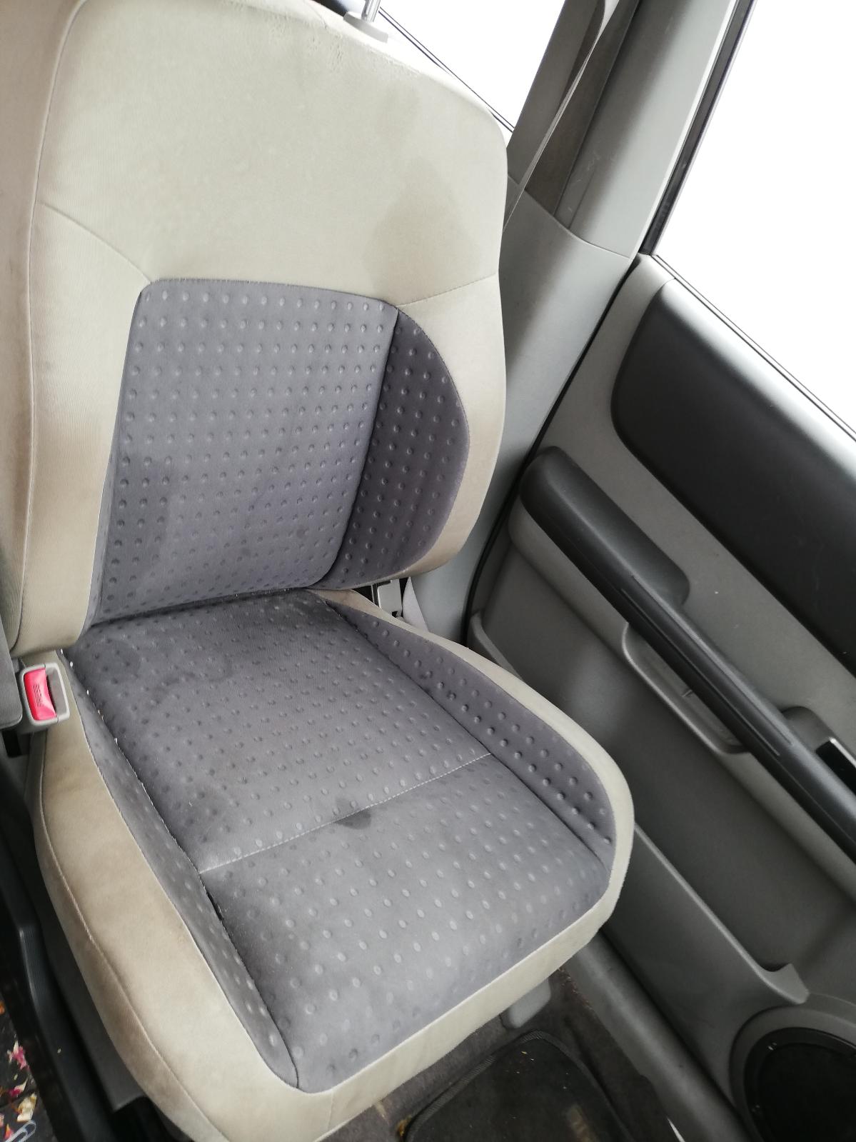 2002 Nissan Xtrail Left Guard View Auto part Left Guard Nissan Xtrail 2002