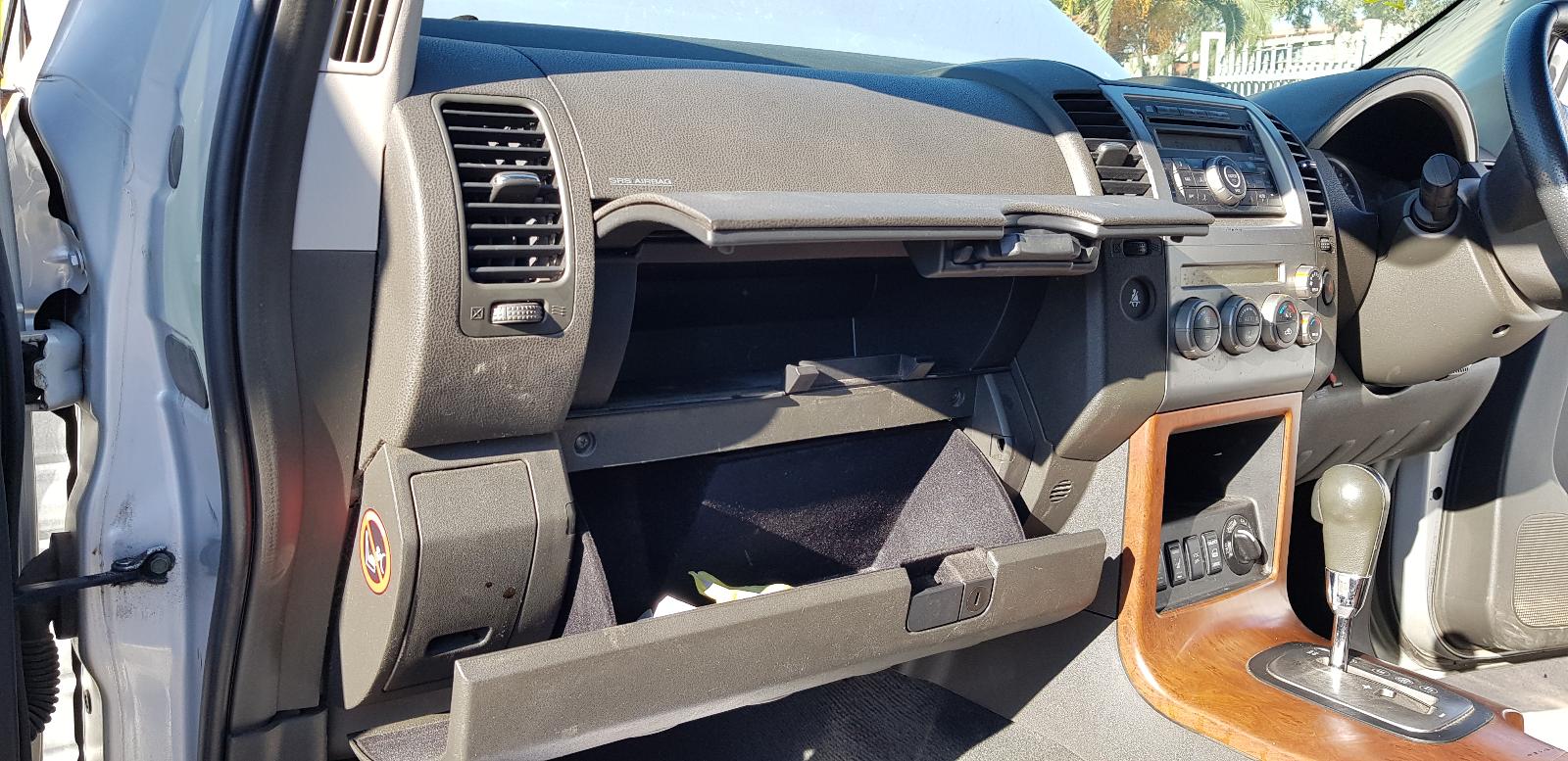 2007 Nissan Pathfinder Shift Actuator View Auto part Shift Actuator Nissan Pathfinder 2007