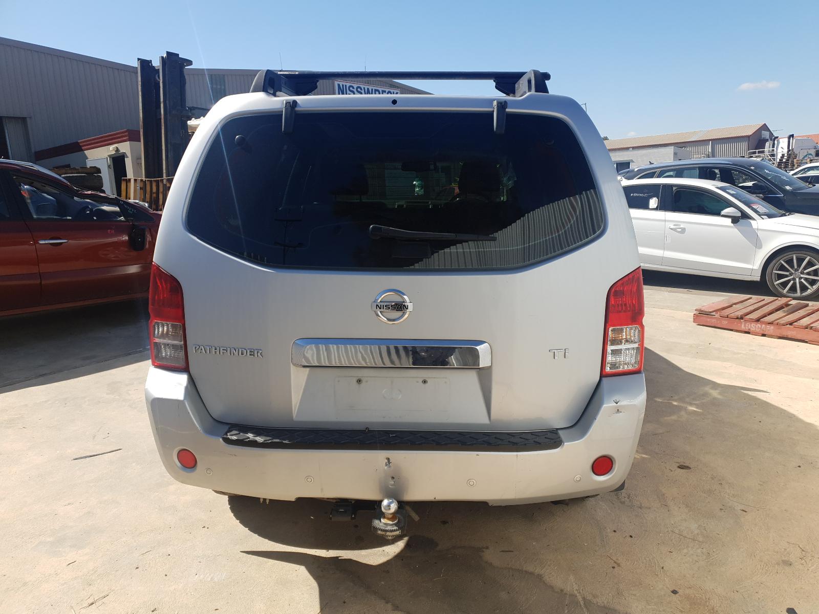 2007 Nissan Pathfinder Shift Actuator View Auto part Shift Actuator Nissan Pathfinder 2007