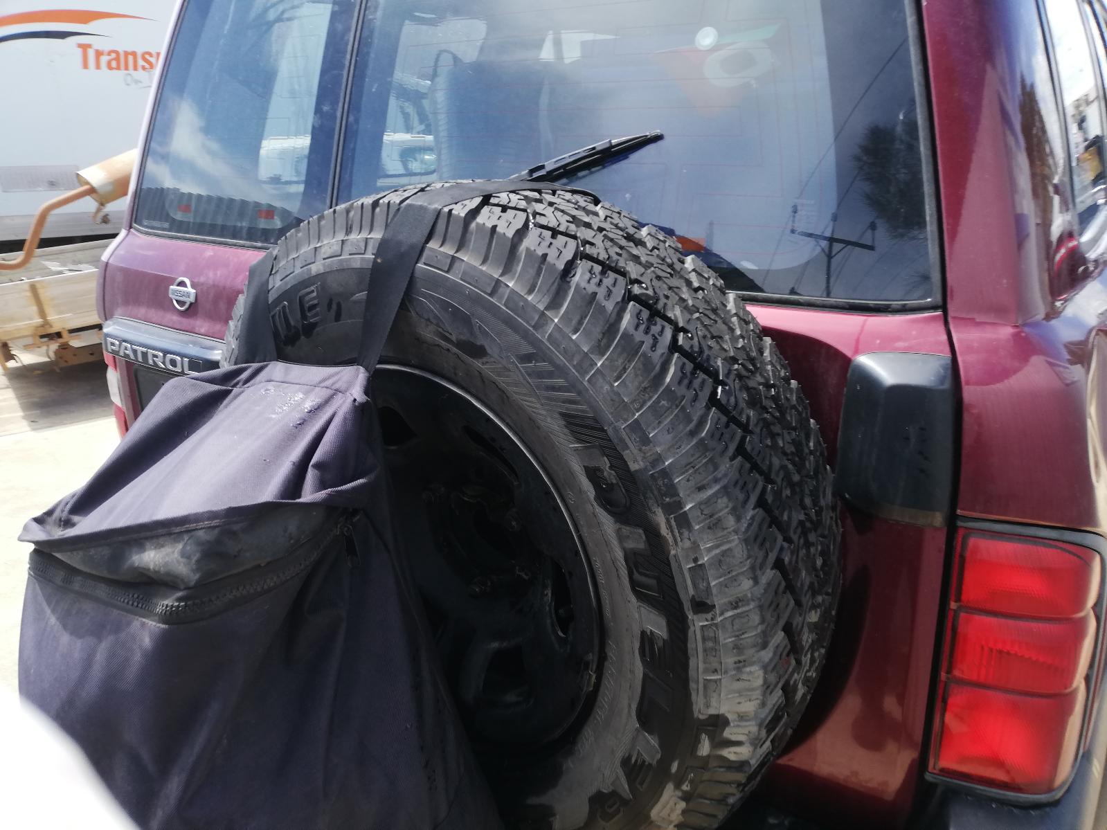 Wheel Cover/Hub Cap Patrol Nissan 2001