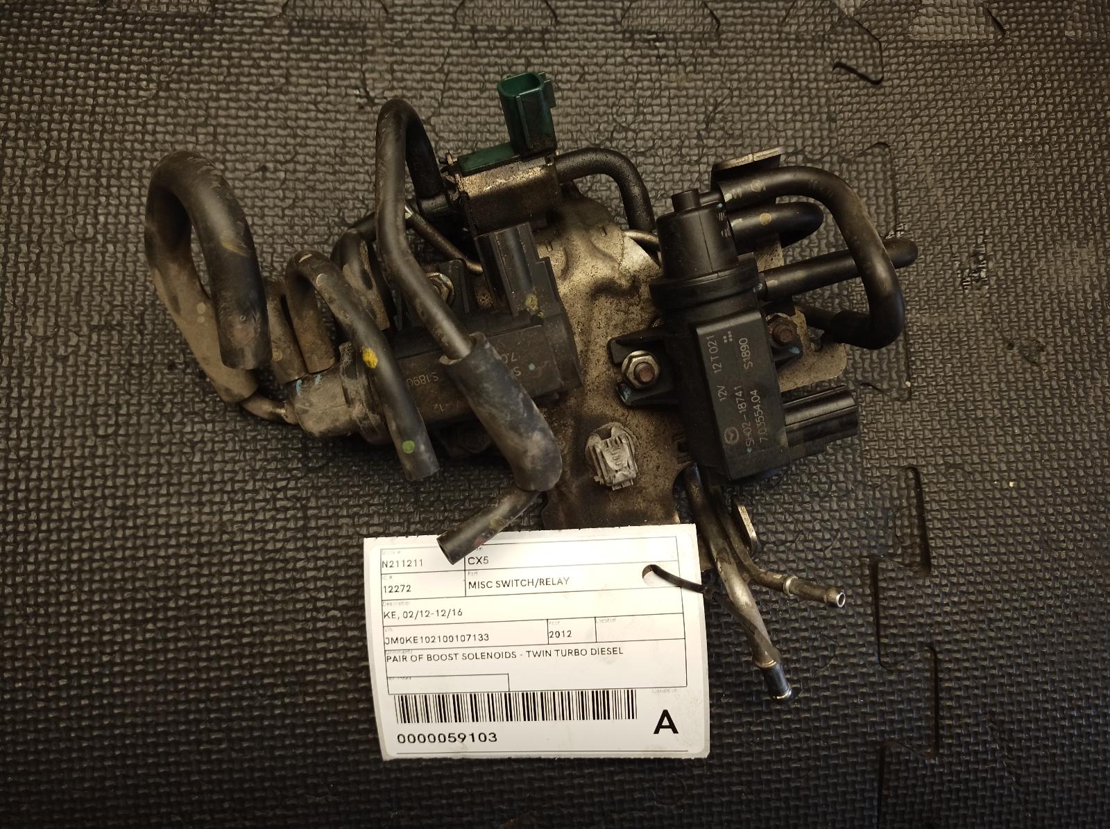 View Auto part Misc Switch/Relay Mazda Cx5 2012