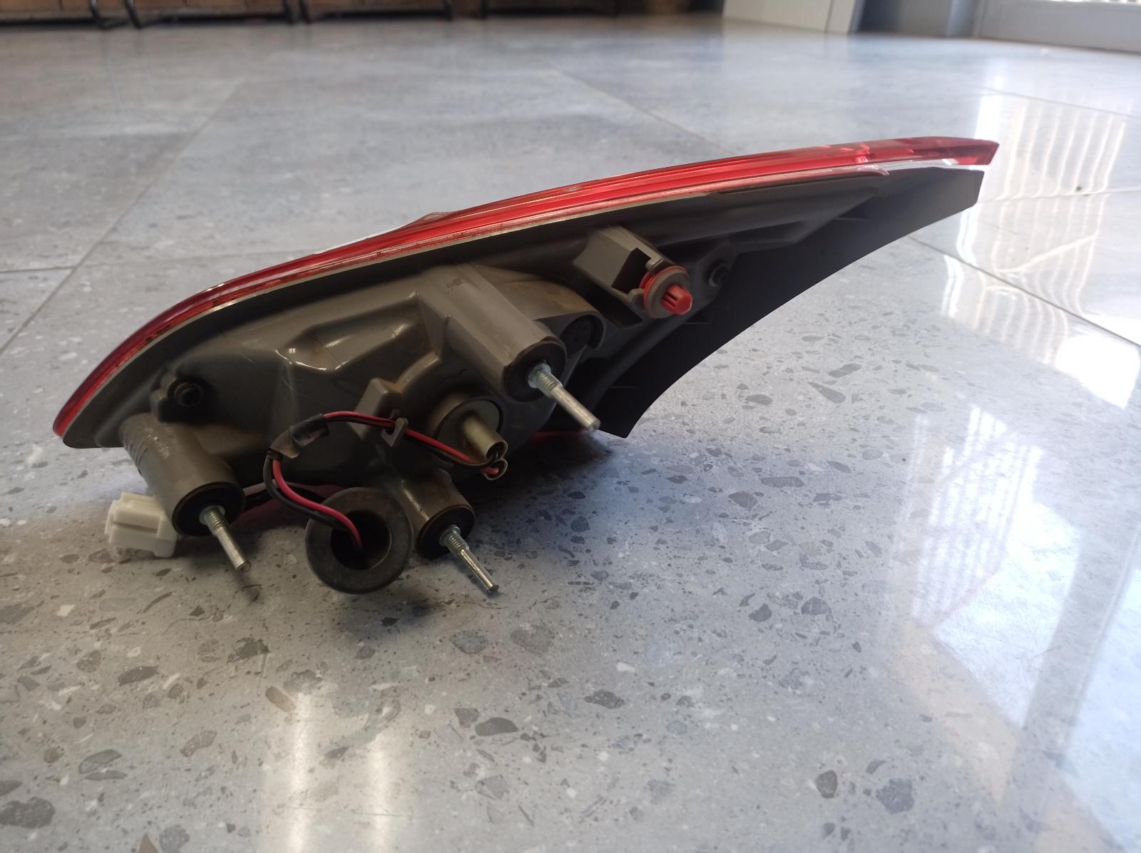 2012 Nissan Murano Rear Garnish View Auto part Rear Garnish Nissan Murano 2012