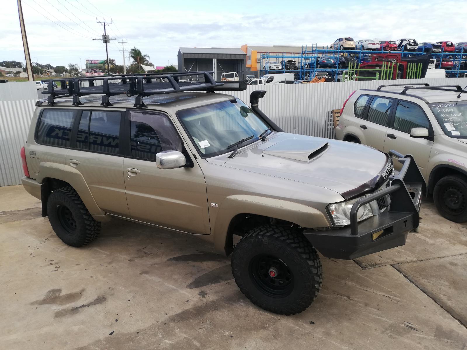 View Auto part Left Front Door Nissan Patrol 2006