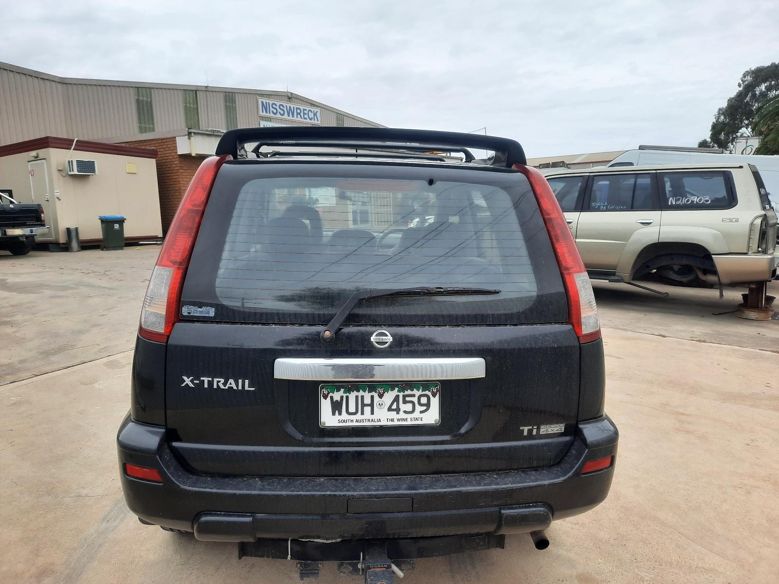 Door/Boot/Gate Lock Xtrail Nissan 2002