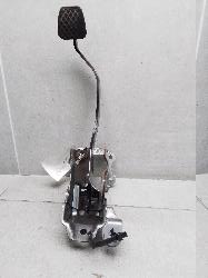 View Auto part Pedal Assembly Nissan Patrol 1998