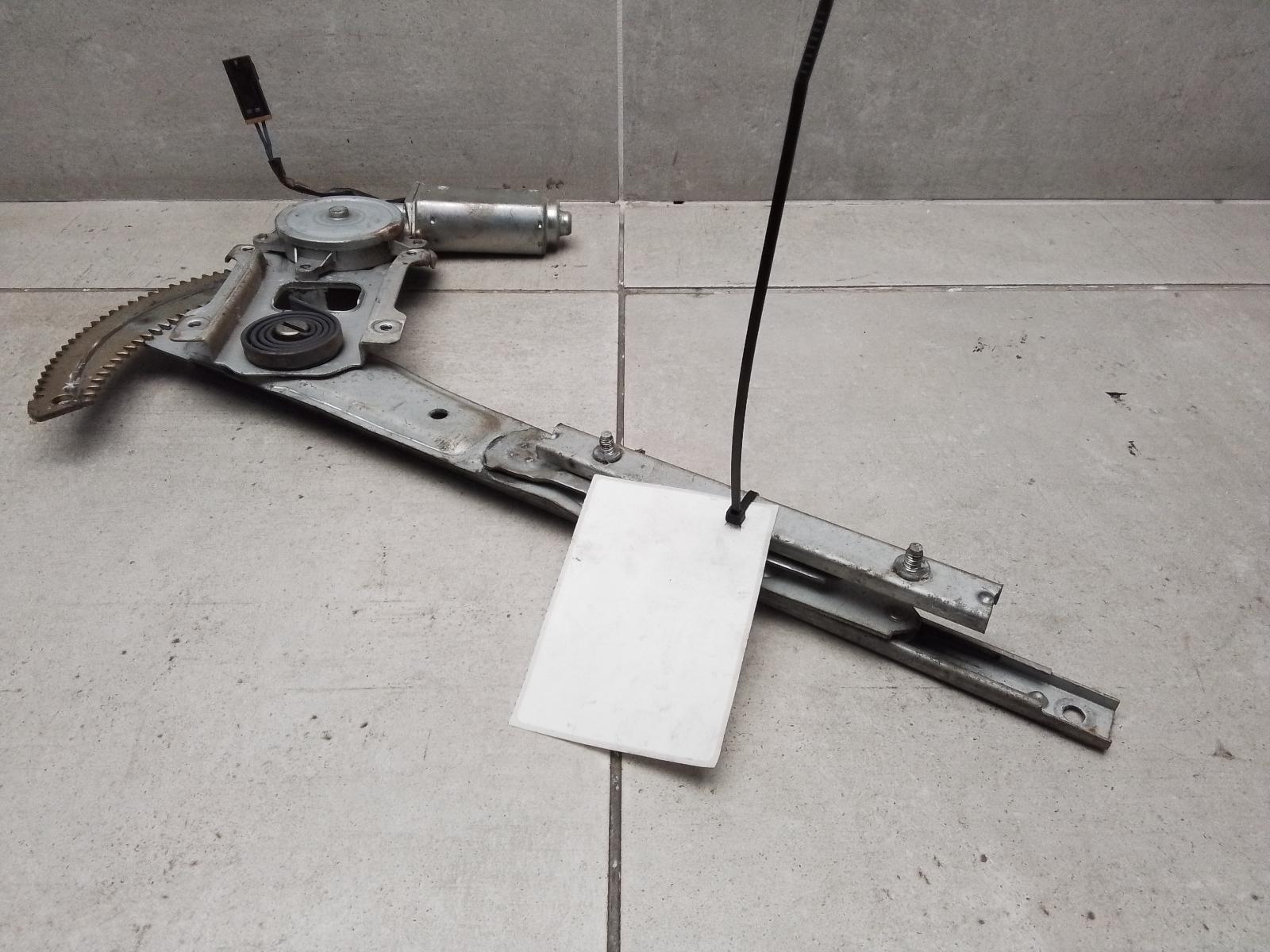 View Auto part Right Front Window Reg/Motor Nissan Patrol 1998
