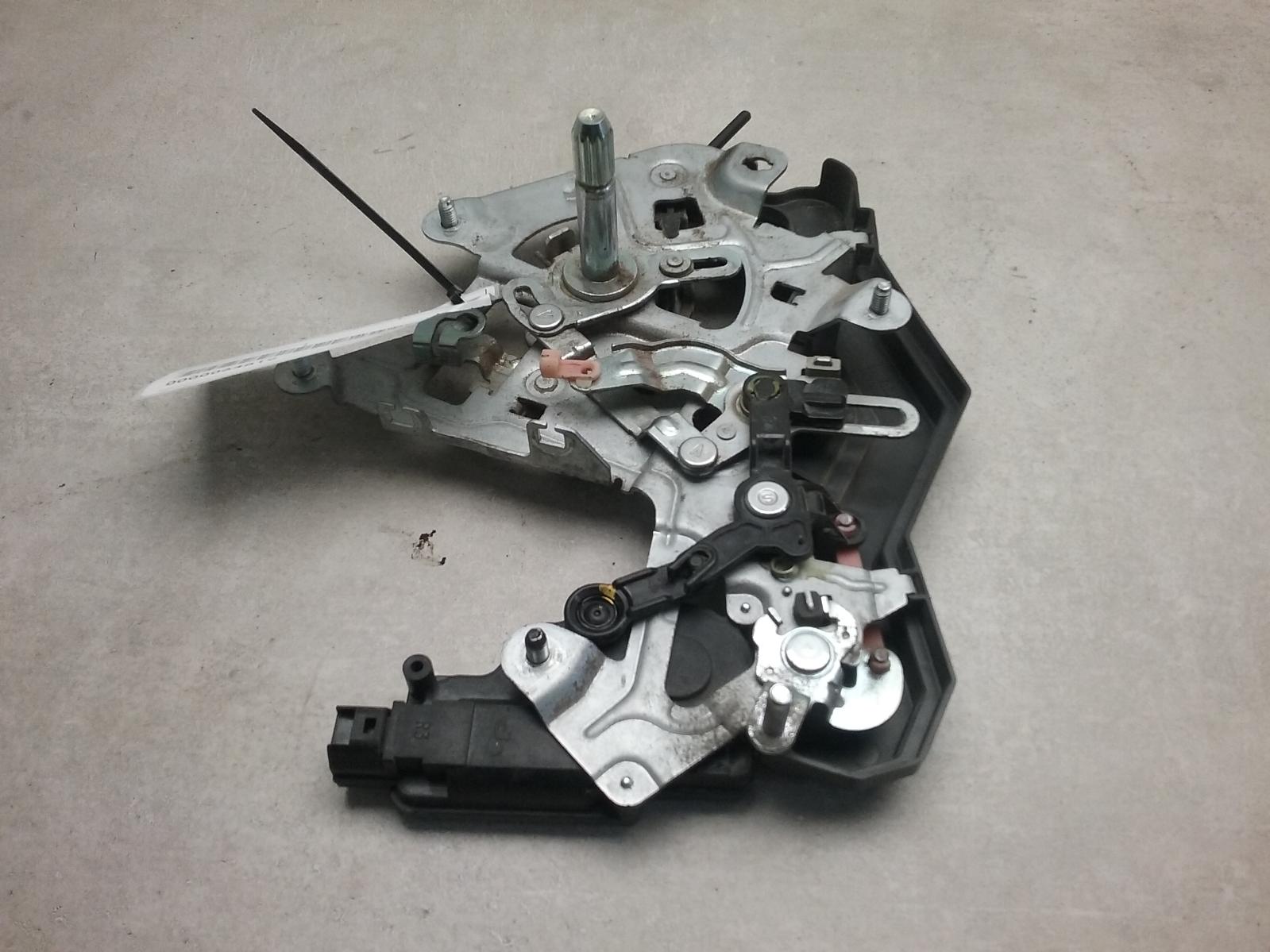 View Auto part Door/Boot/Gate Lock Hyundai Iload/imax 2011