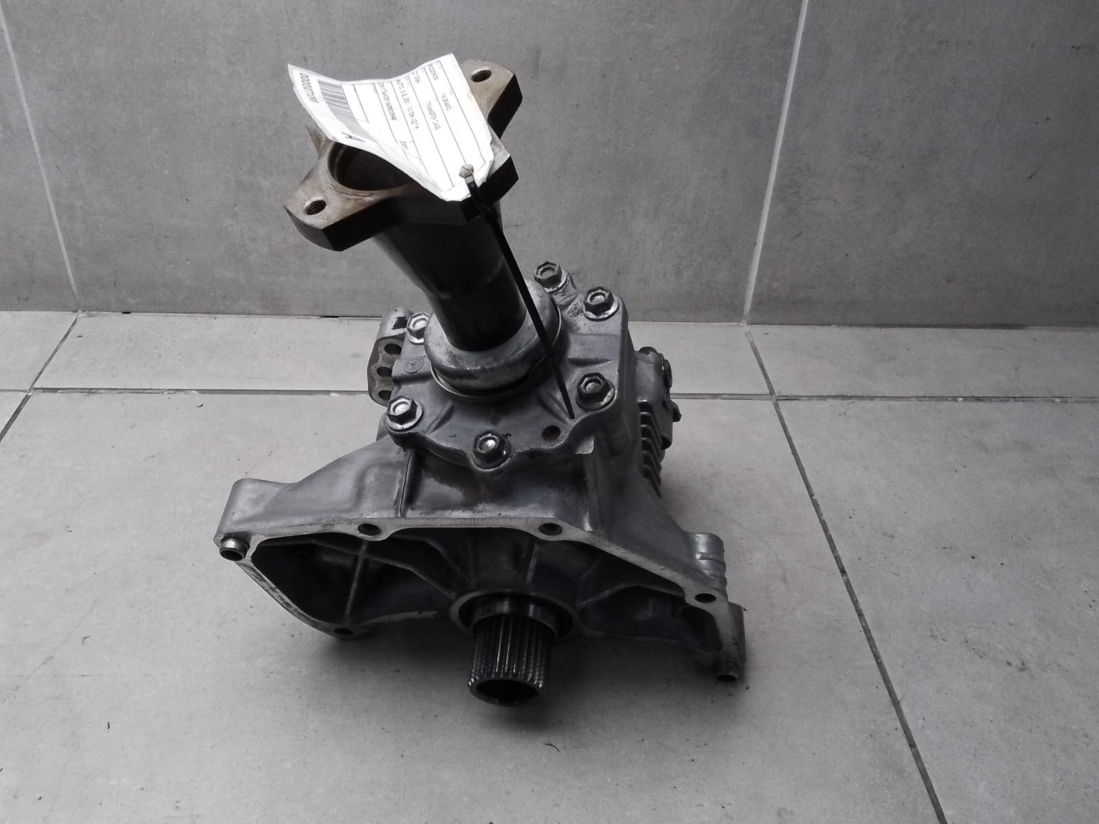 View Auto part Transfer Case Nissan Murano 2009